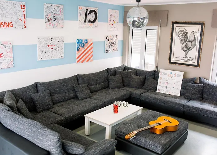 Rising Cock Party Hostel *