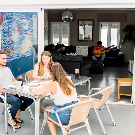 Rising Cock Party Ostello Lagos